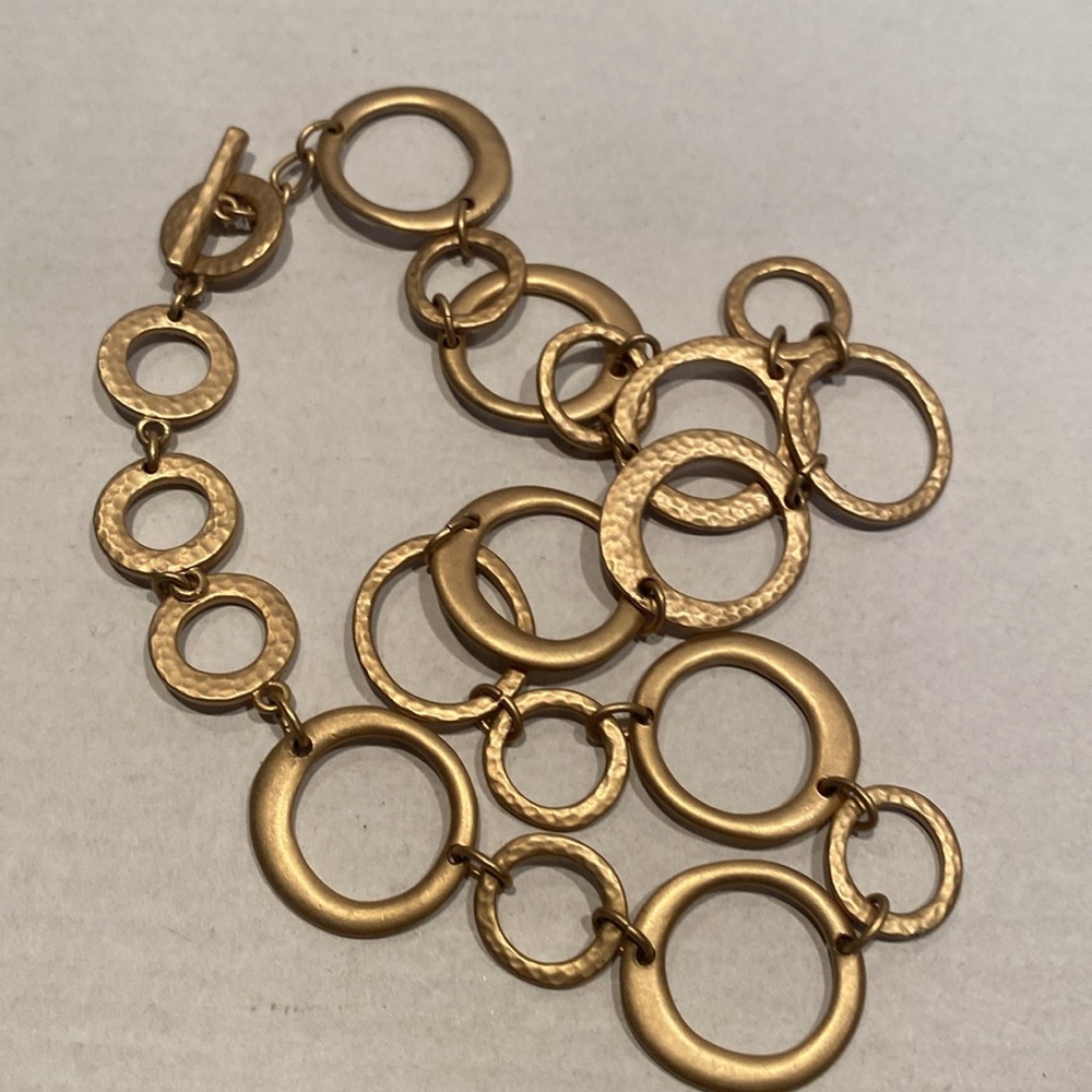 NIB Approximately 16” Goldtone Link Necklace in Black Velvet Gift Box